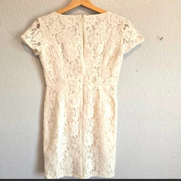 💚5/$25 White Lace Shearh Dress in Ivory Cream Size Small - Picture 6 of 6